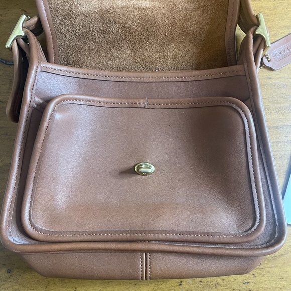 Coach American Classics Hand Bag - Picture 9 of 16